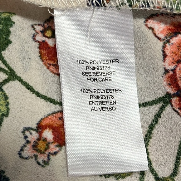 Beautiful floral top - Picture 8 of 10